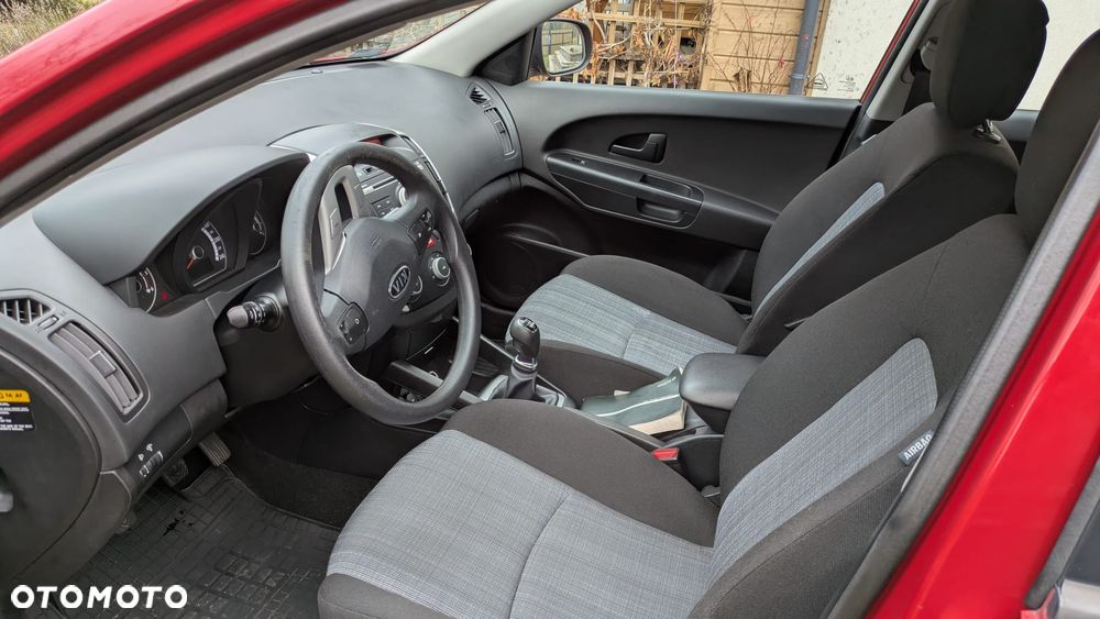 Kia Ceed 1.6 Crdi Comfort + - 15