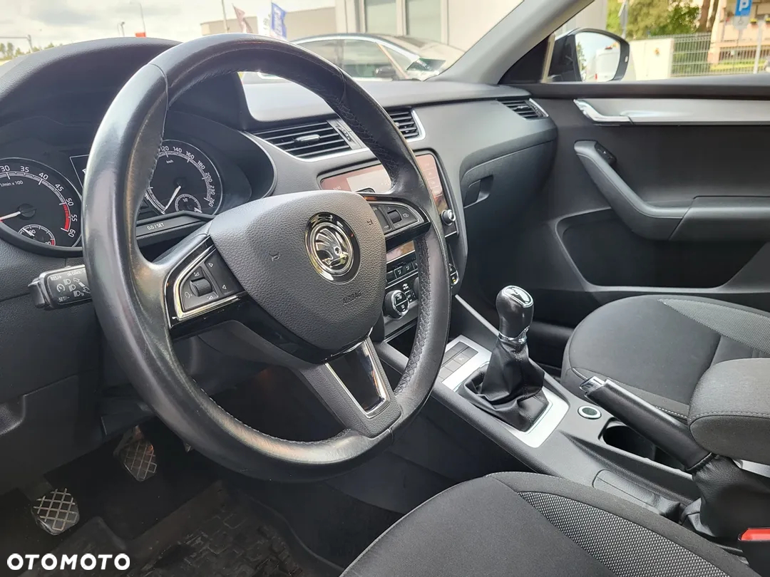 Skoda Octavia 1.6 TDI Ambition - 10