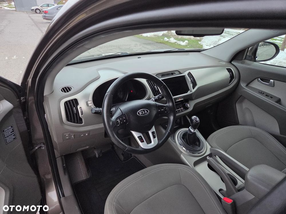 Kia Sportage 1.7 CRDI 2WD ISG Spirit - 16