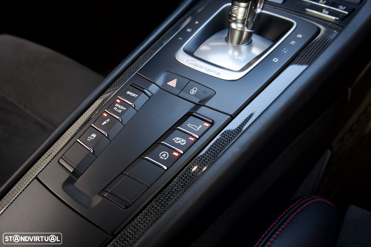 Porsche 911 (991) Carrera 4 GTS PDK - 41