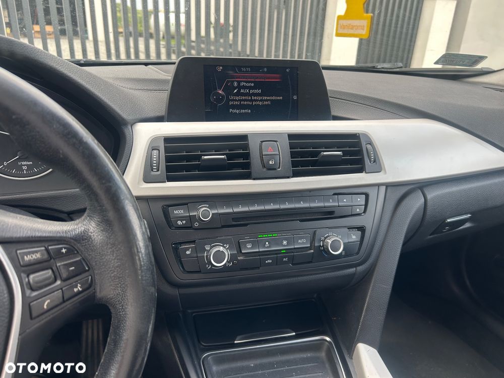 BMW Seria 3 316d - 12