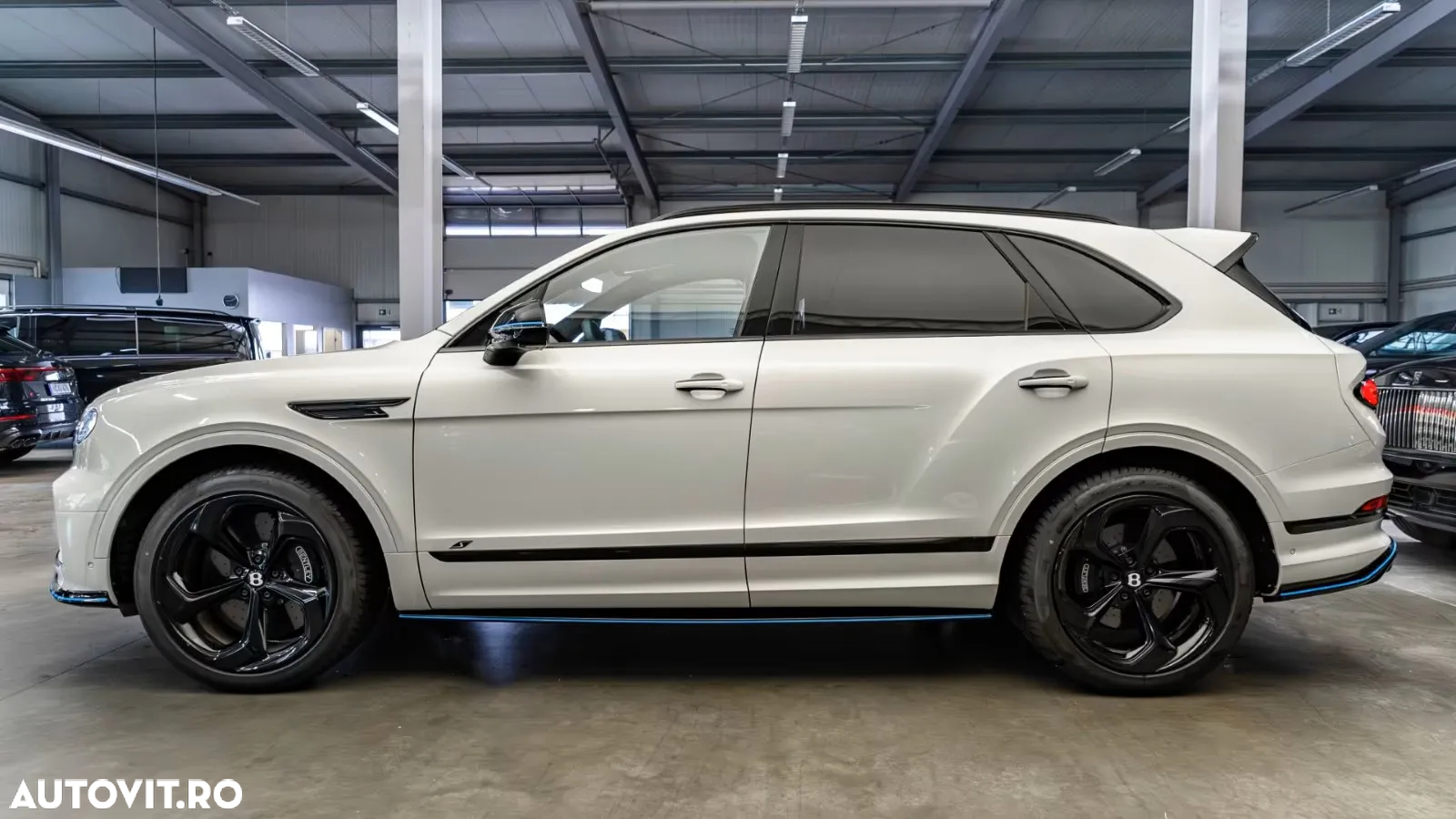 Bentley Bentayga S - 4