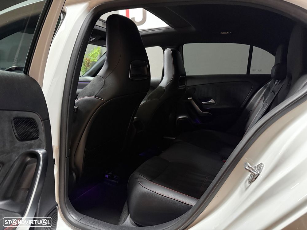 Mercedes-Benz A 250 e 8G-DCT AMG Line Advanced Plus - 9