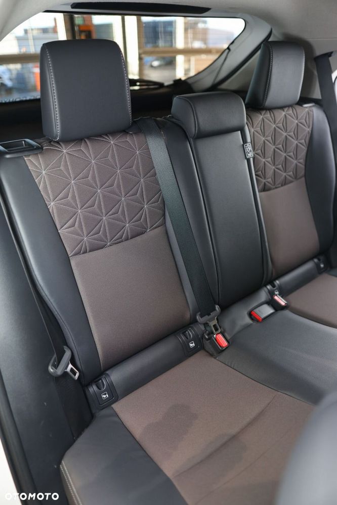 Toyota Yaris Cross - 14