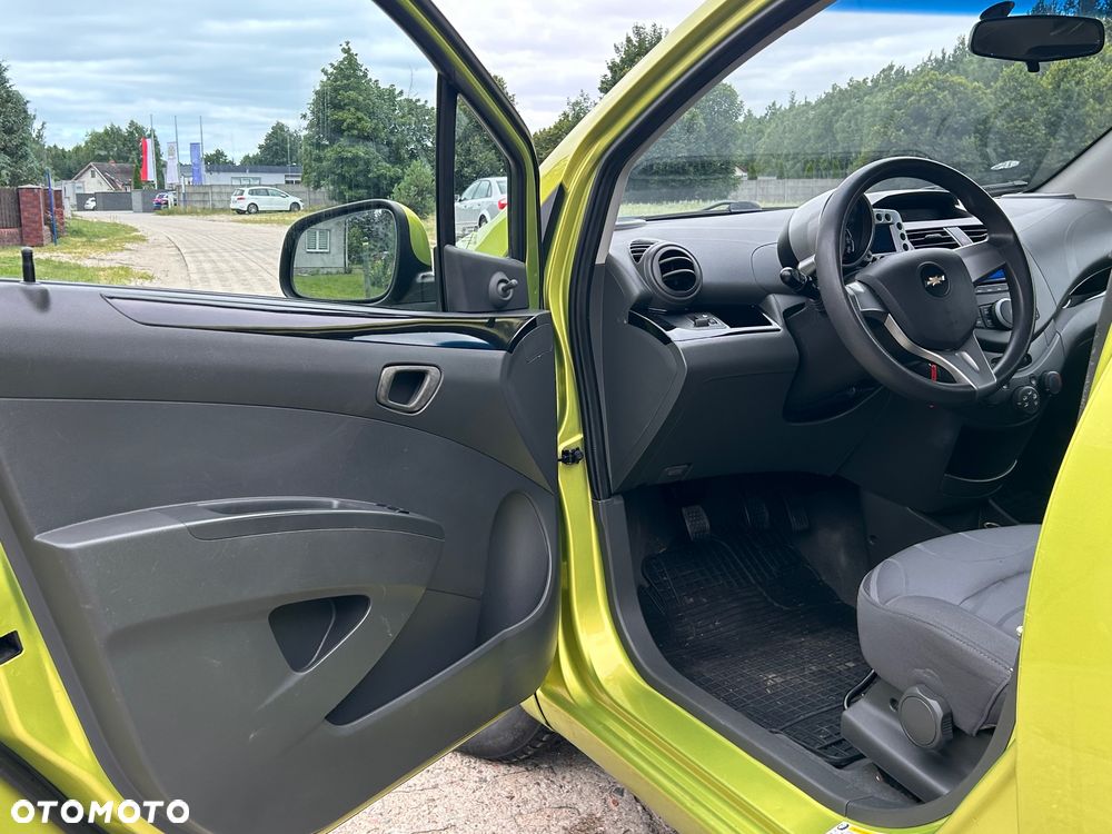 Chevrolet Spark 1.0 - 14