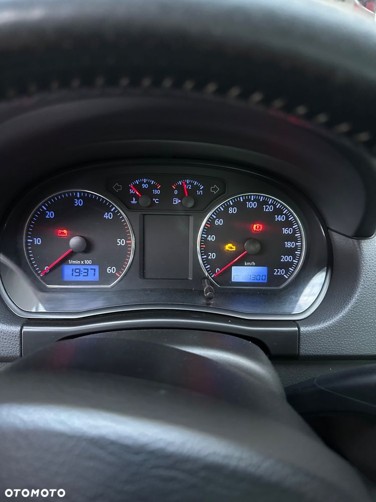 Volkswagen Polo Cross - 7