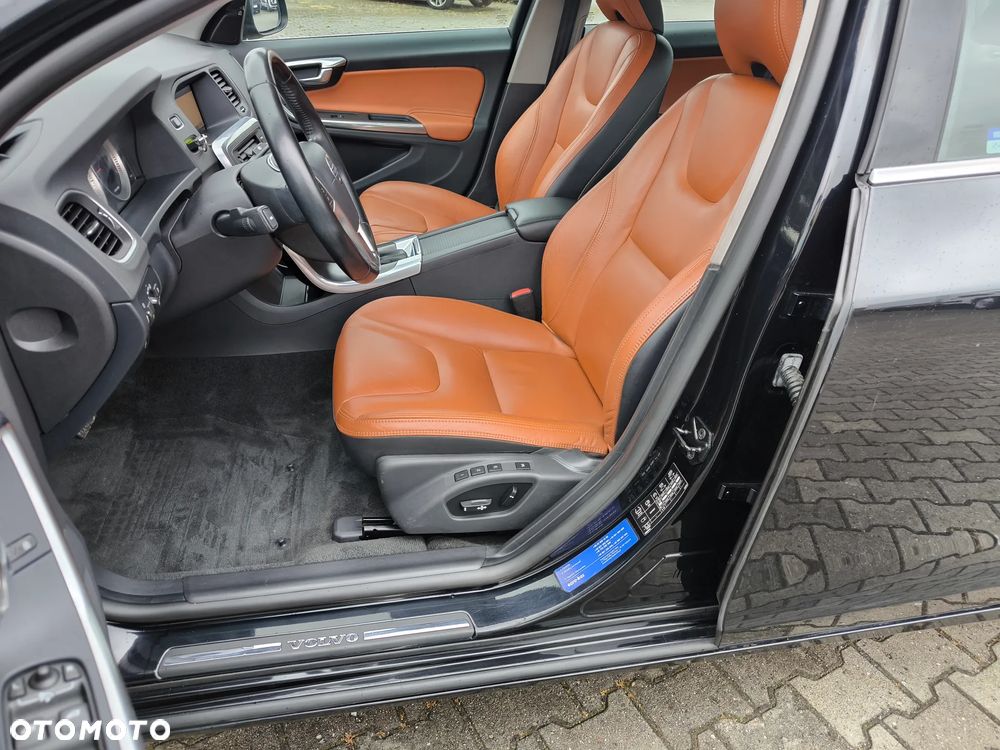 Volvo S60 - 16