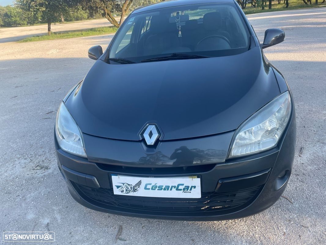 Renault Mégane Sport Tourer 1.5 dCi Dynamique - 1