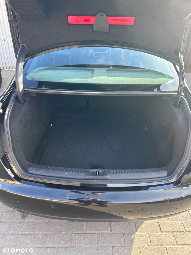 Audi A4 Limousine 2.0 TDI e DPF - 9