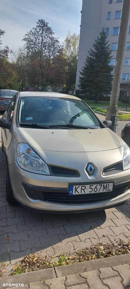 Renault Clio - 1