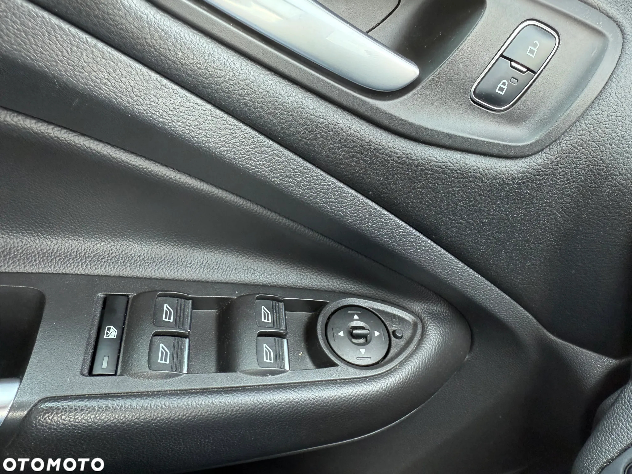 Ford Kuga 2.0 TDCi 4WD Titanium - 10