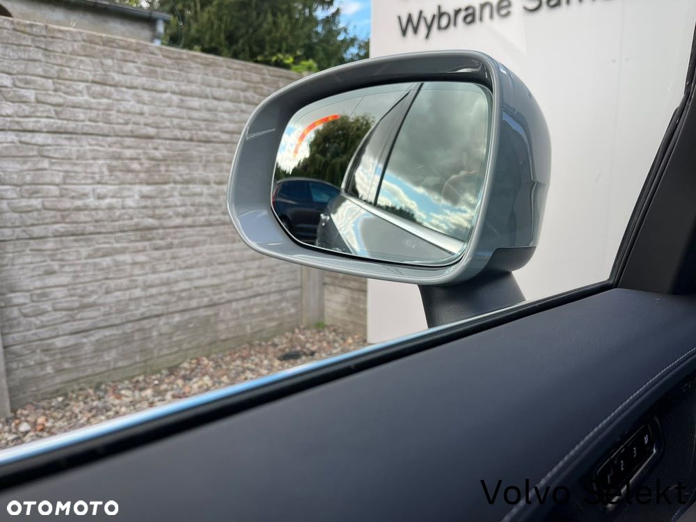 Volvo XC 90 - 32