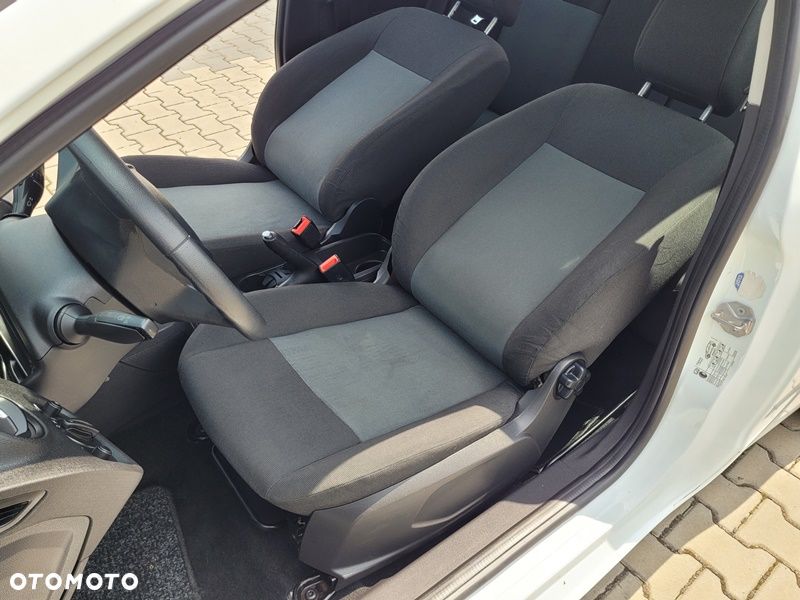 Ford Fiesta - 31
