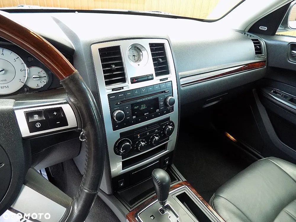 Chrysler 300C 2.7 Automatik - 13