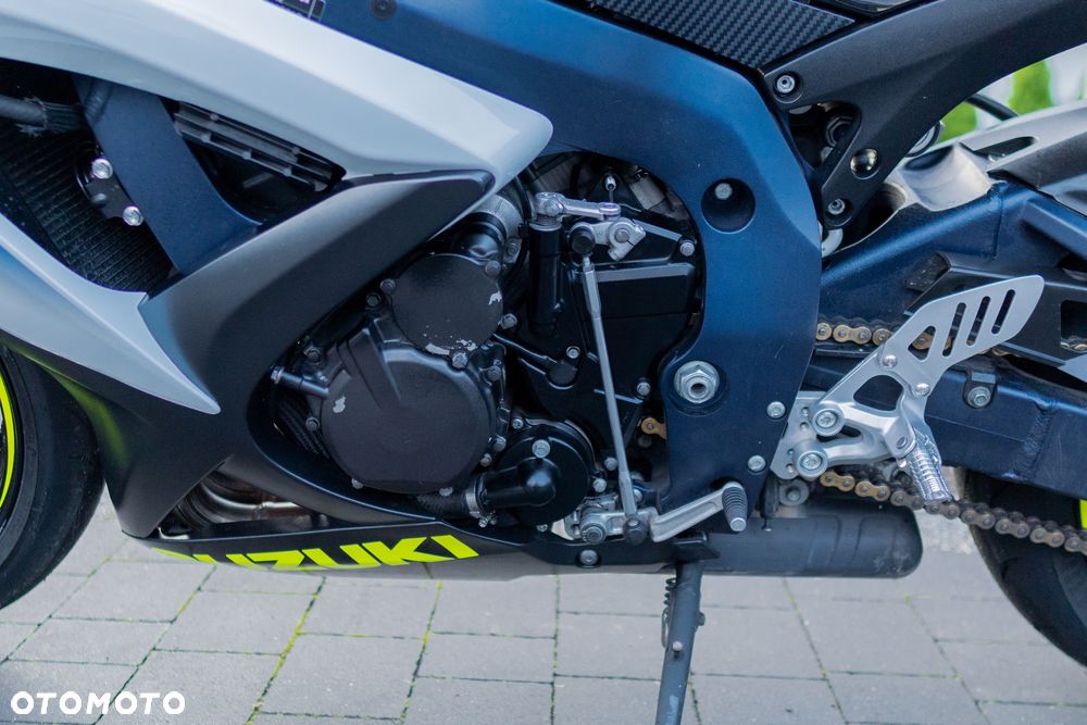 Suzuki GSX-R - 28