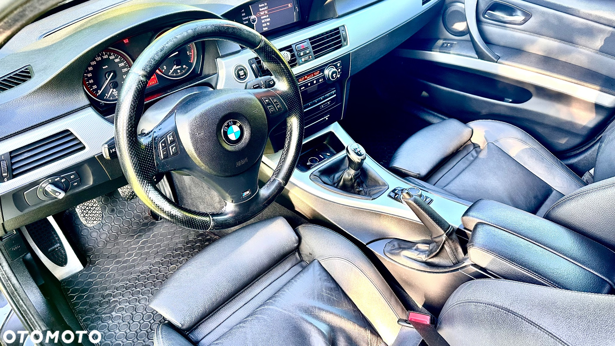 BMW Seria 3 325d - 12