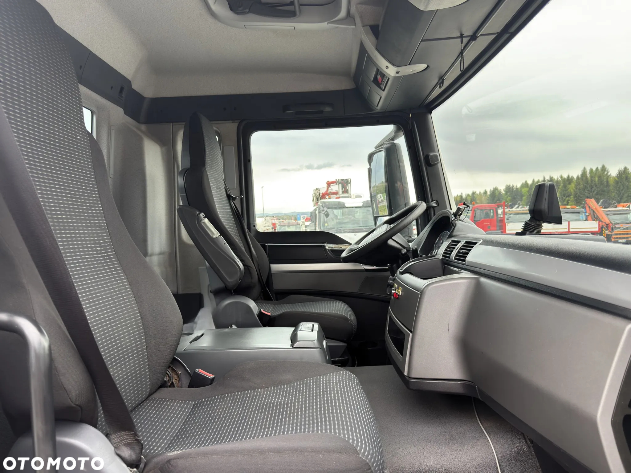 MAN TGS 26.400 * HAKOWIEC + KESLA 2114Z * STAN BDB - 12