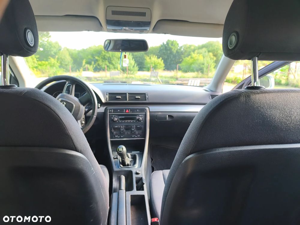 Audi A4 Avant 1.6 - 11