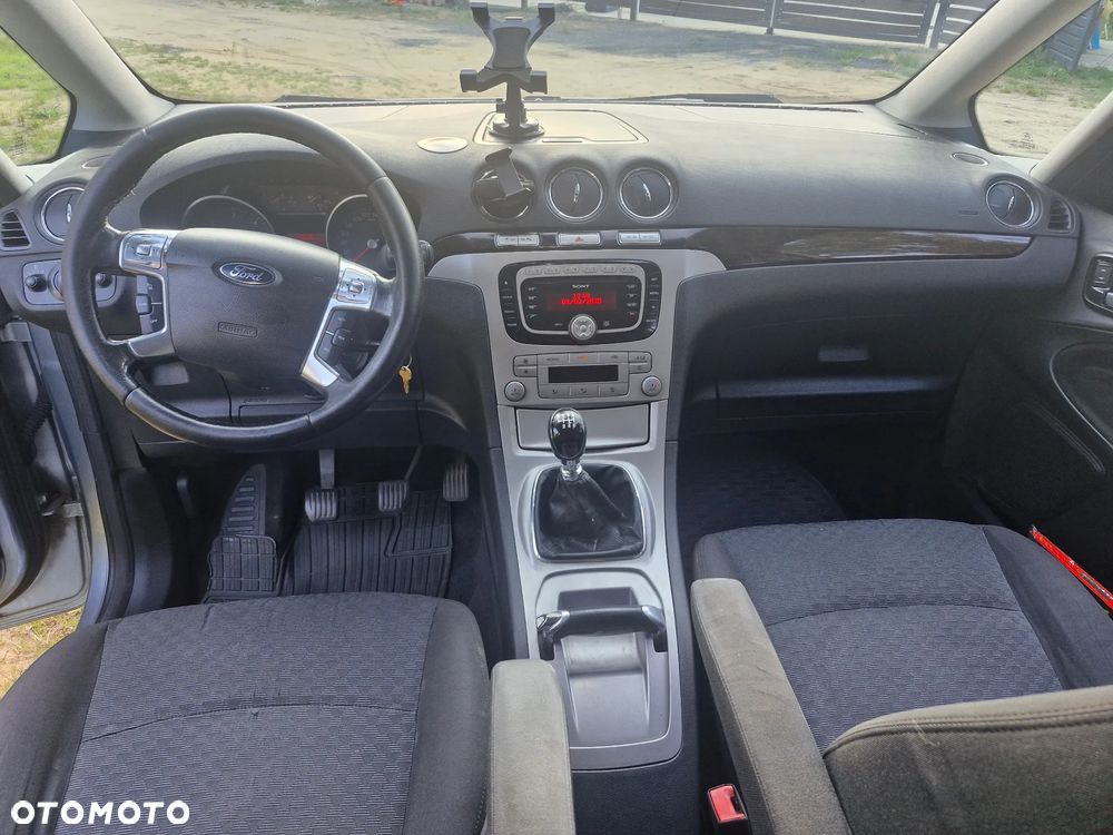 Ford Galaxy 1.8 TDCi Ghia - 4