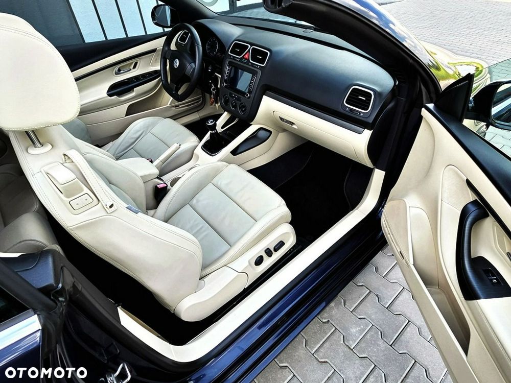 Volkswagen Eos - 8