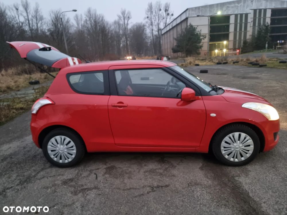 Suzuki Swift 1.2 Club - 18