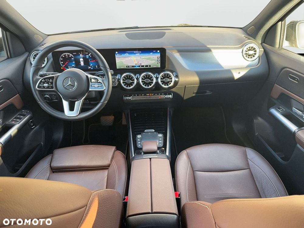 Mercedes-Benz GLA 220 d 4-Matic Progressive 8G-DCT - 20