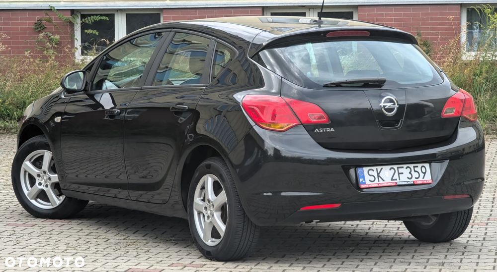 Opel Astra 1.6 Selection - 21