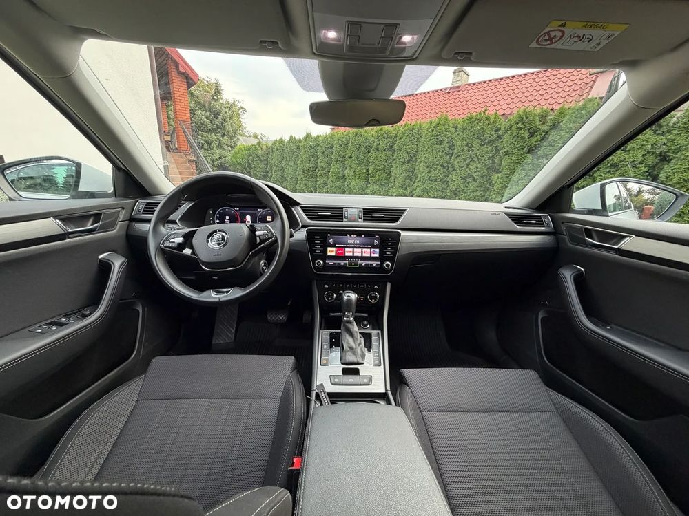 Skoda Superb 2.0 TDI SCR Style DSG - 13
