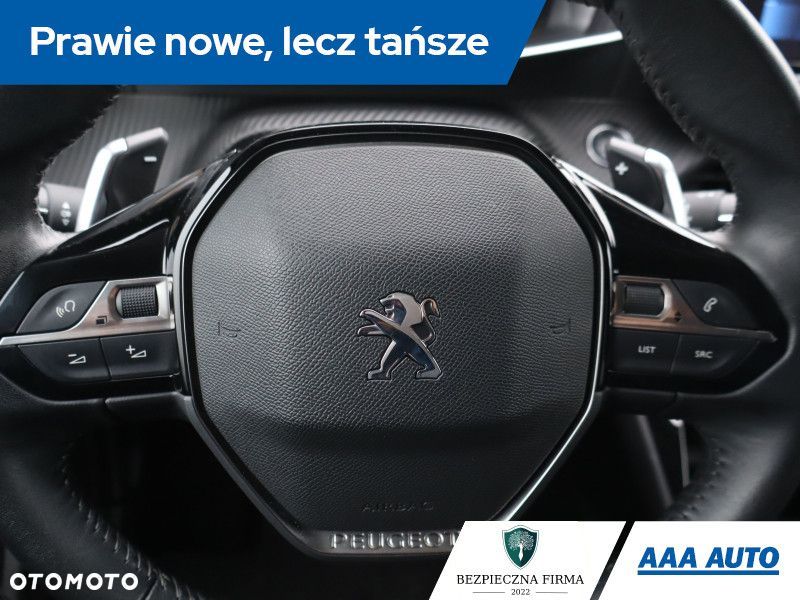 Peugeot 208 - 24