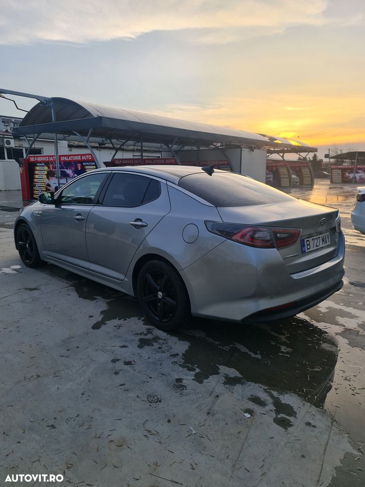 Kia Optima - 3