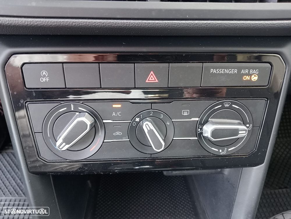 VW T-Cross 1.0 TSI Life - 9