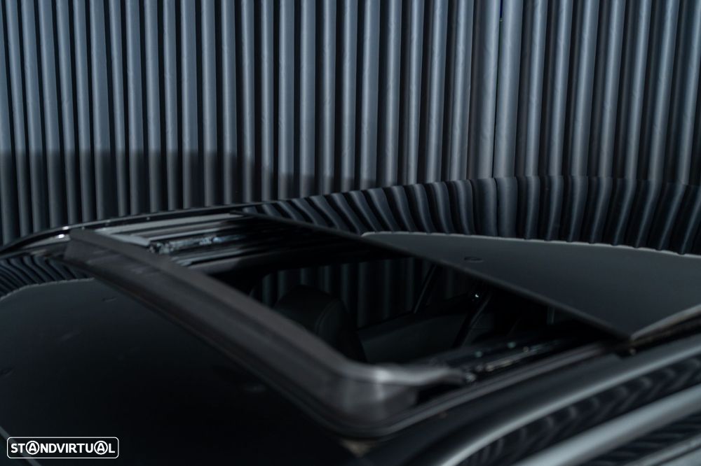 Peugeot e-2008 50 kWh GT Pack - 27