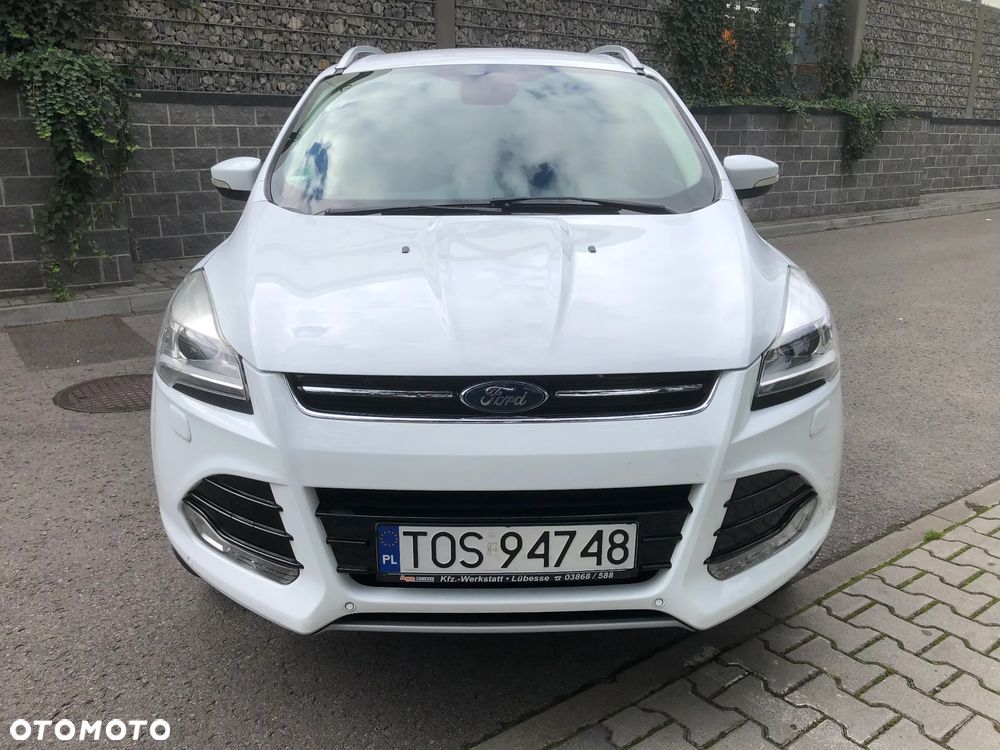 Ford Kuga 2.0 TDCi 2x4 Titanium - 5
