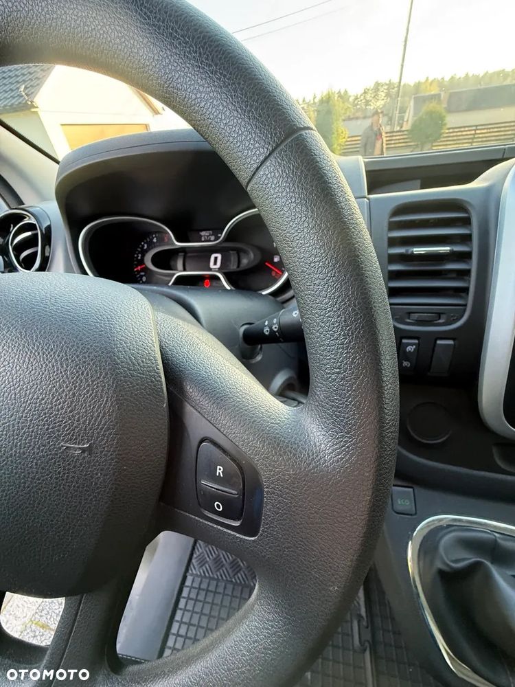 Renault Trafic - 10