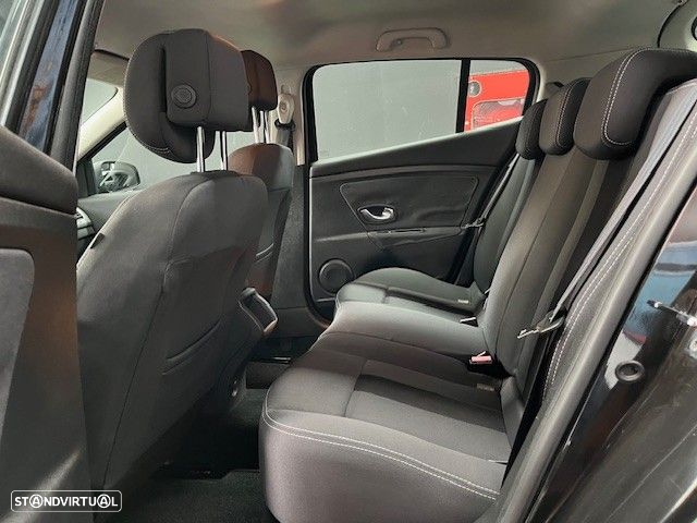 Renault Mégane 1.5 dCi Dynamique - 11