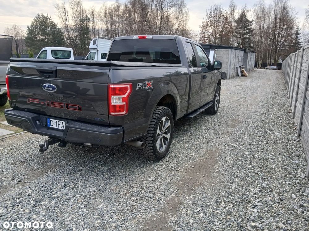 Ford F150 - 6