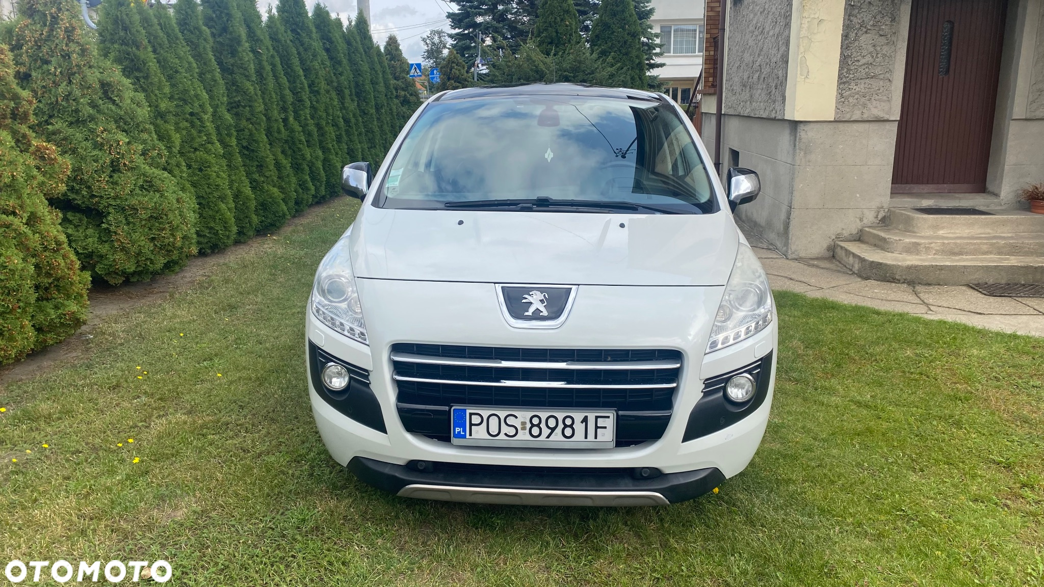 Peugeot 3008 2.0 HYbrid4 - 5