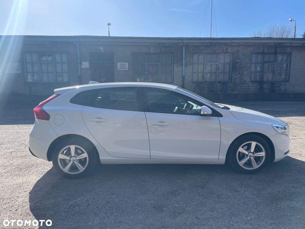 Volvo V40 D2 Drive-E Base - 4
