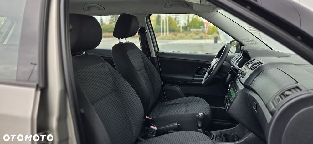 Skoda Fabia 1.2 HTP Ambiente - 21