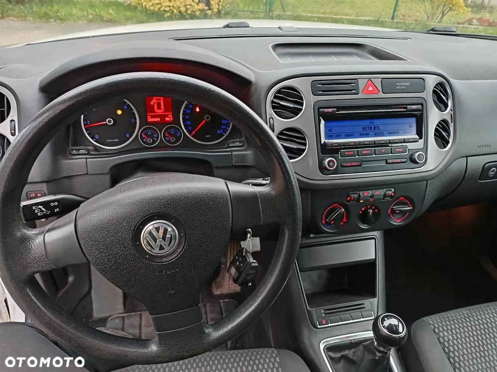 Volkswagen Tiguan - 17