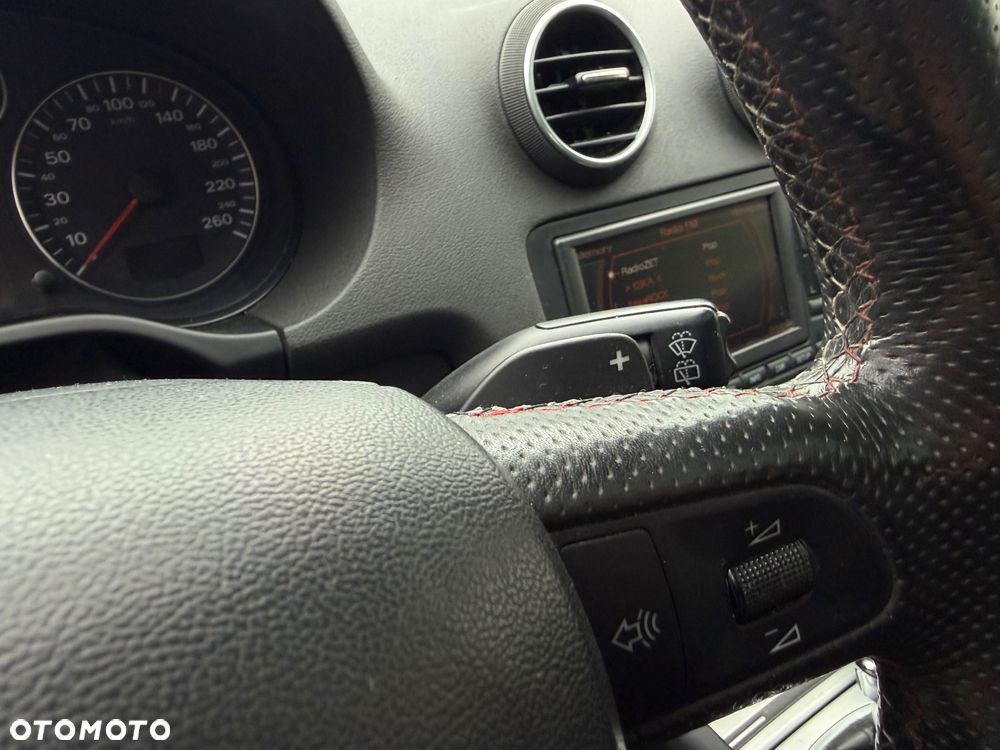 Audi A3 3-drzwiowe 2.0 TDI DPF Ambition S tronic - 18