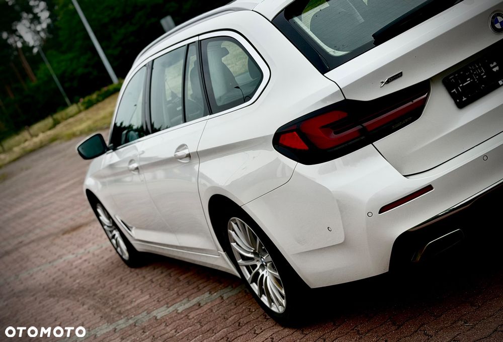 BMW Seria 5 530d xDrive mHEV Luxury Line - 21