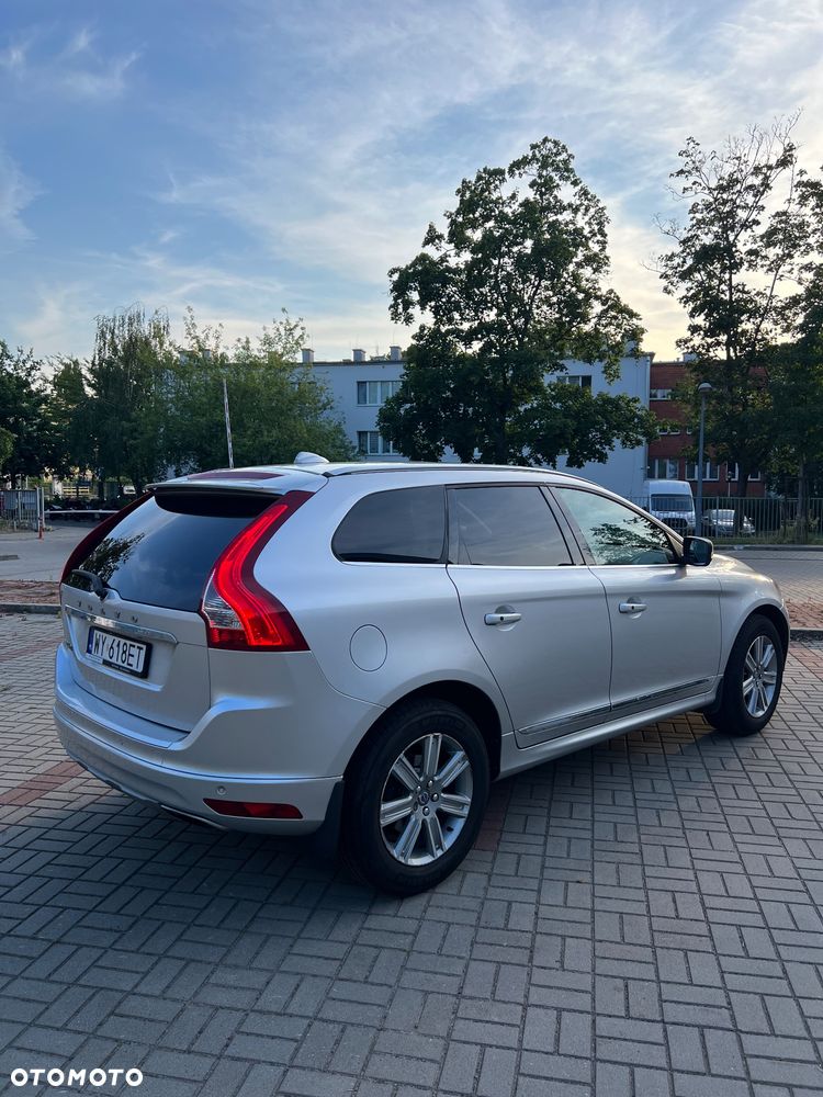 Volvo XC 60 - 4