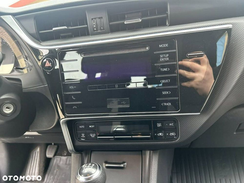 Toyota Auris 1.6 Comfort - 8