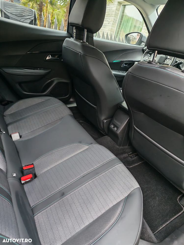 Peugeot 2008 BlueHDi 130 EAT8 Allure - 11
