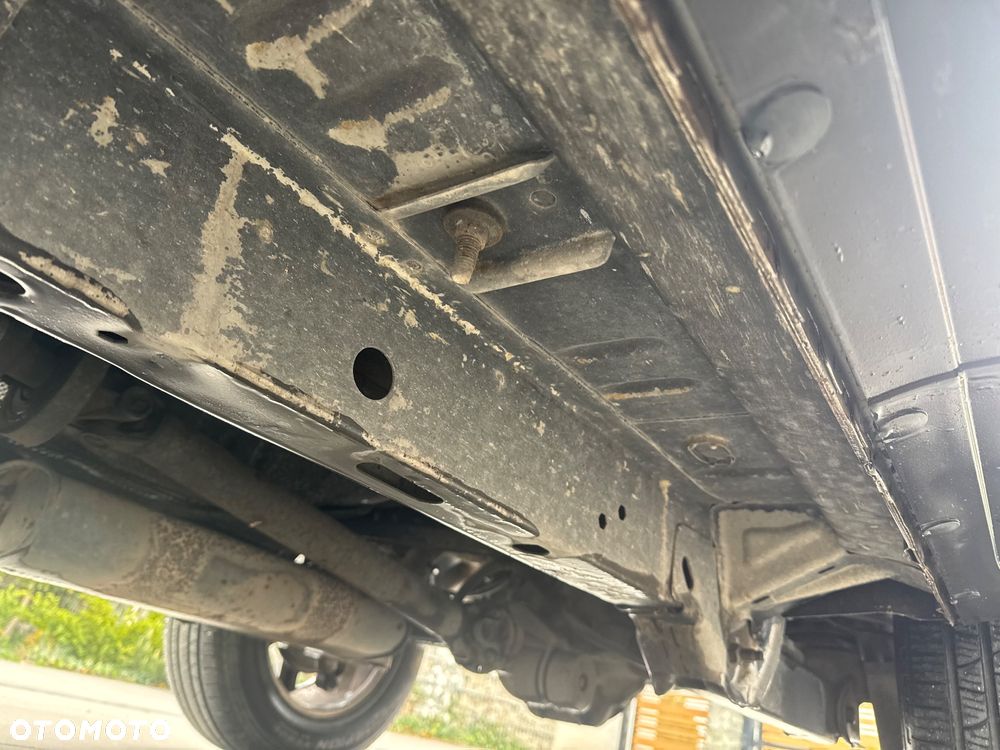 Jeep Cherokee 2.8 CRD Automatik Limited - 12
