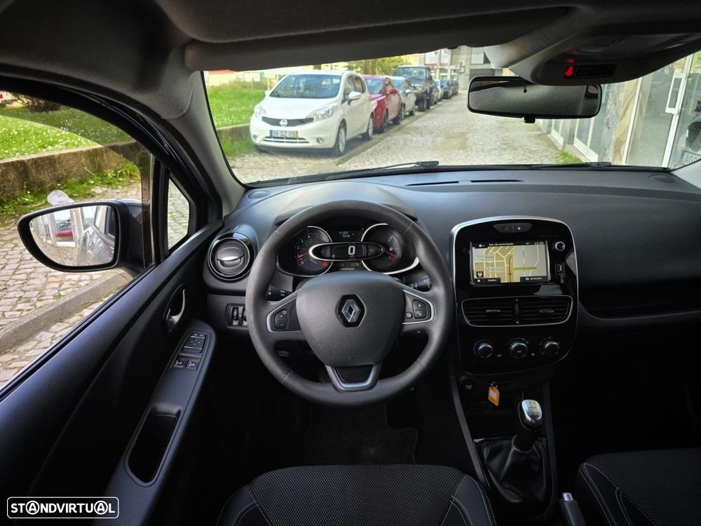 Renault Clio Sport Tourer 1.5 dCi Confort - 17