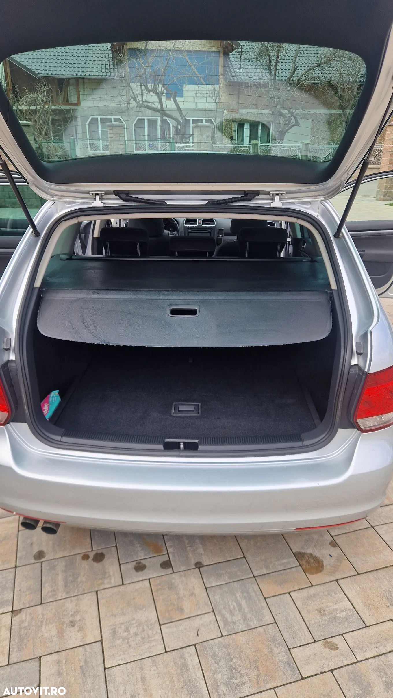 Volkswagen Golf 2.0 TDI DPF Style - 12