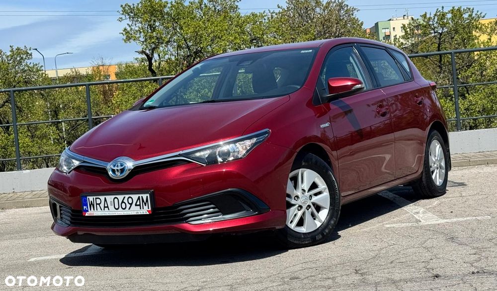 Toyota Auris Hybrid 135 Dynamic - 6