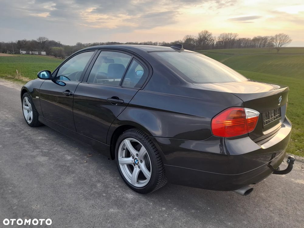 BMW Seria 3 - 17